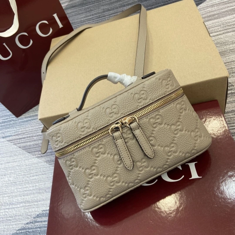 Gvc*1 top handle bags 4011c-0026