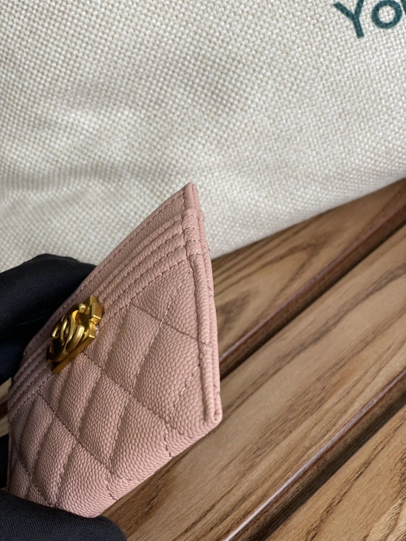 Ch**el wallets 4016a-0875