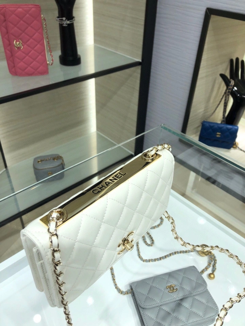 Ch**el woc bags 4017-0686