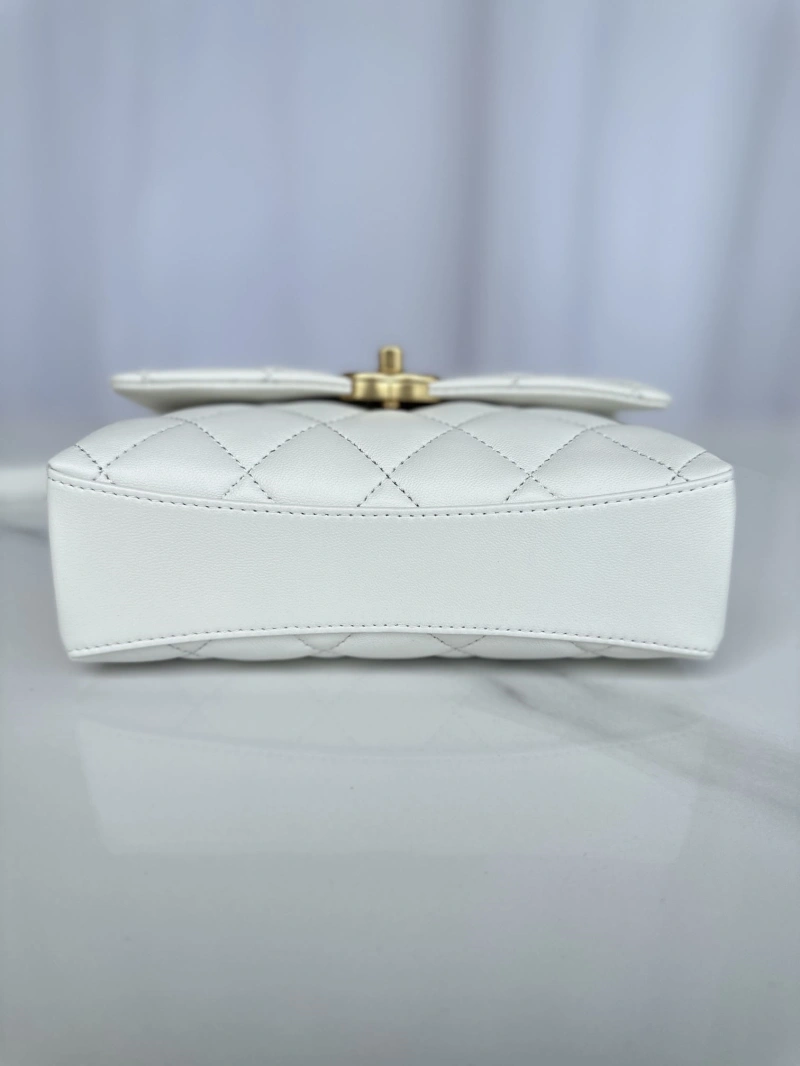 Ch**el woc bags 4017-0863