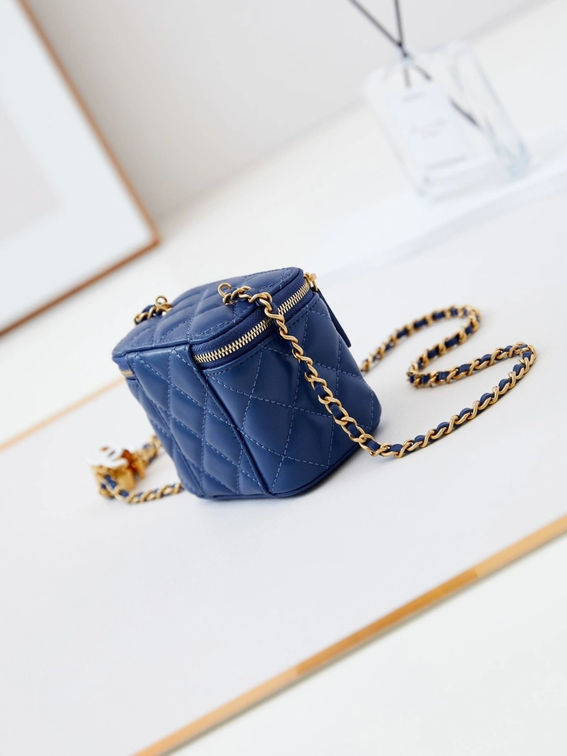 Ch**el cosmetic bags 4017-1069