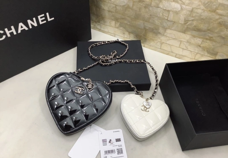 Ch**el round bags 4017-1897