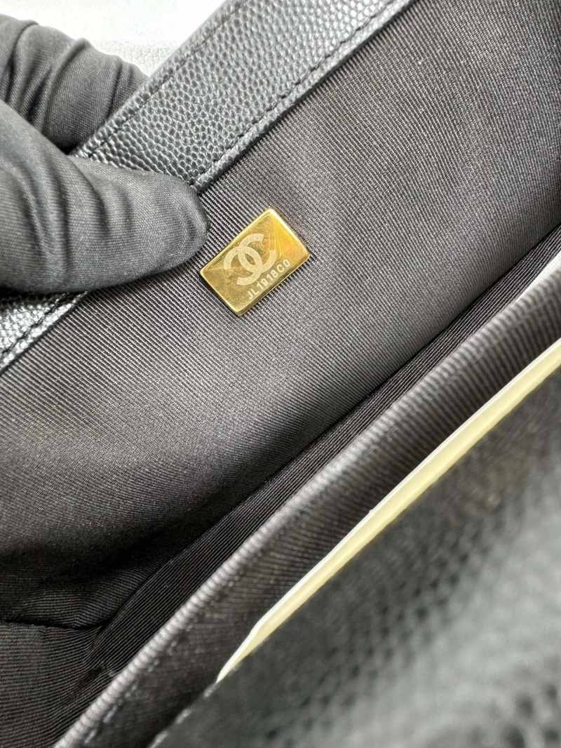Ch**el woc bags 4017-2250