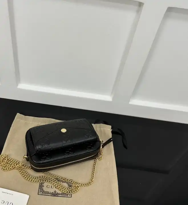 Gvc*1 satchel bags 4034h-0101