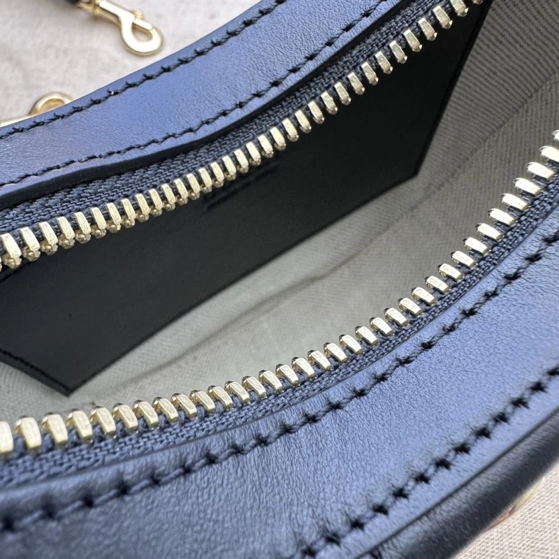 Gvc*1 satchel bags 4036b-0387