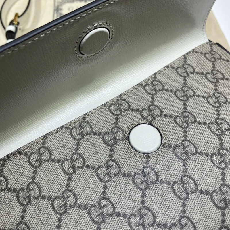 Gvc*1 satchel bags 4036b-0638