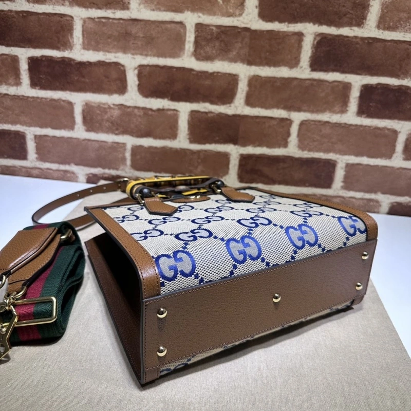 Gvc*1 top handle bags 4036b-0747