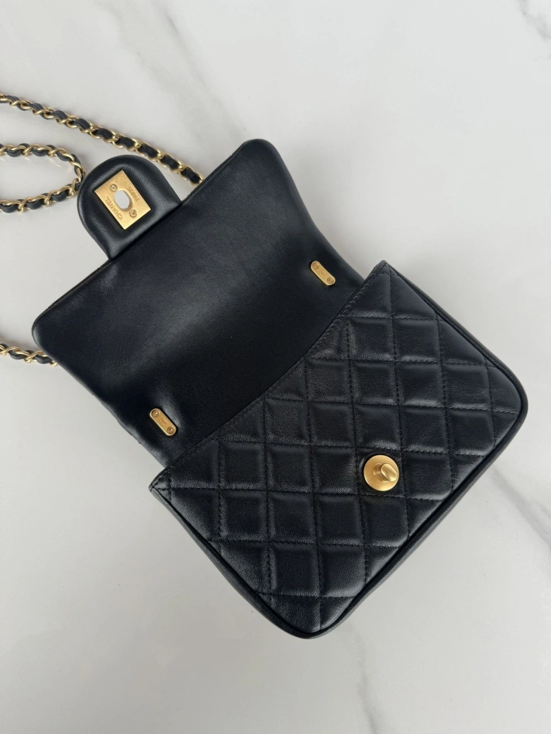 Ch**el 19 bags 4046f-0154