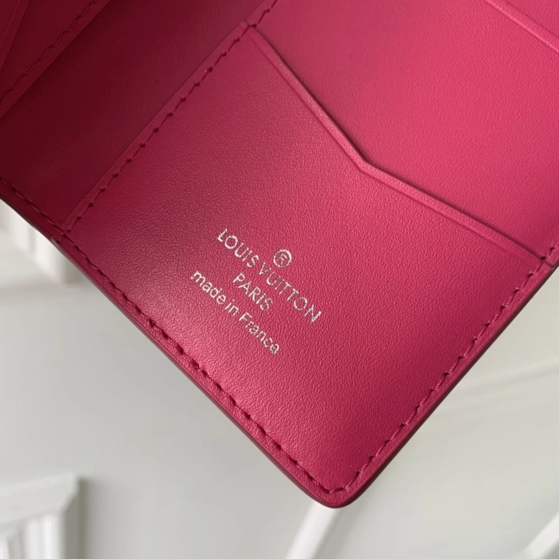 LV Wallets 4048I-0140