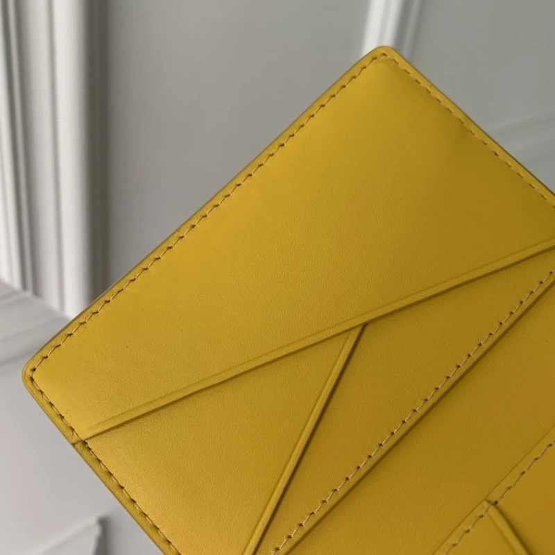 LV Wallets 4048I-0144