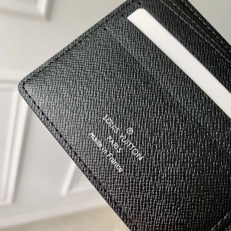 LV Wallets 4048I-0175