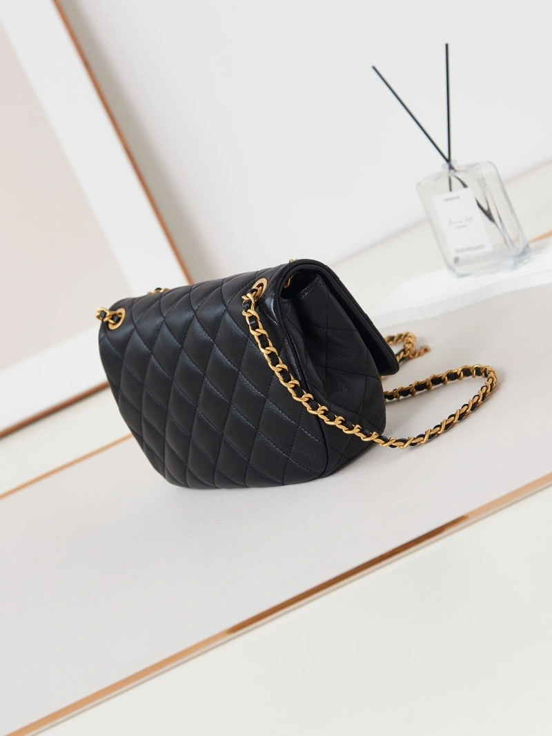 Ch**el 19 bags 4049d-0107