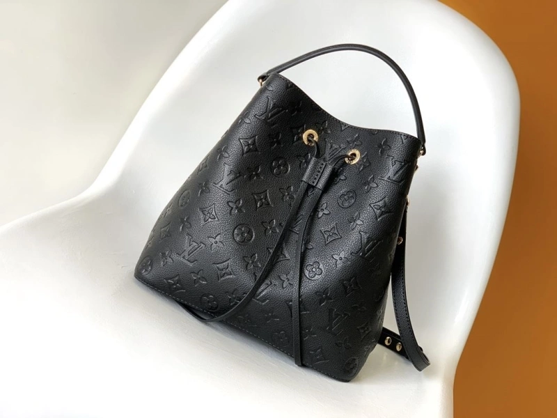 LV Bucket Bags 4056D-0102