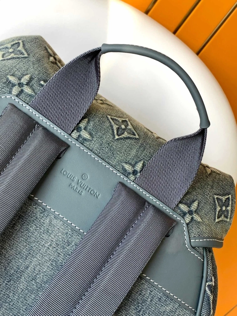 LV Backpacks 4056D-0136