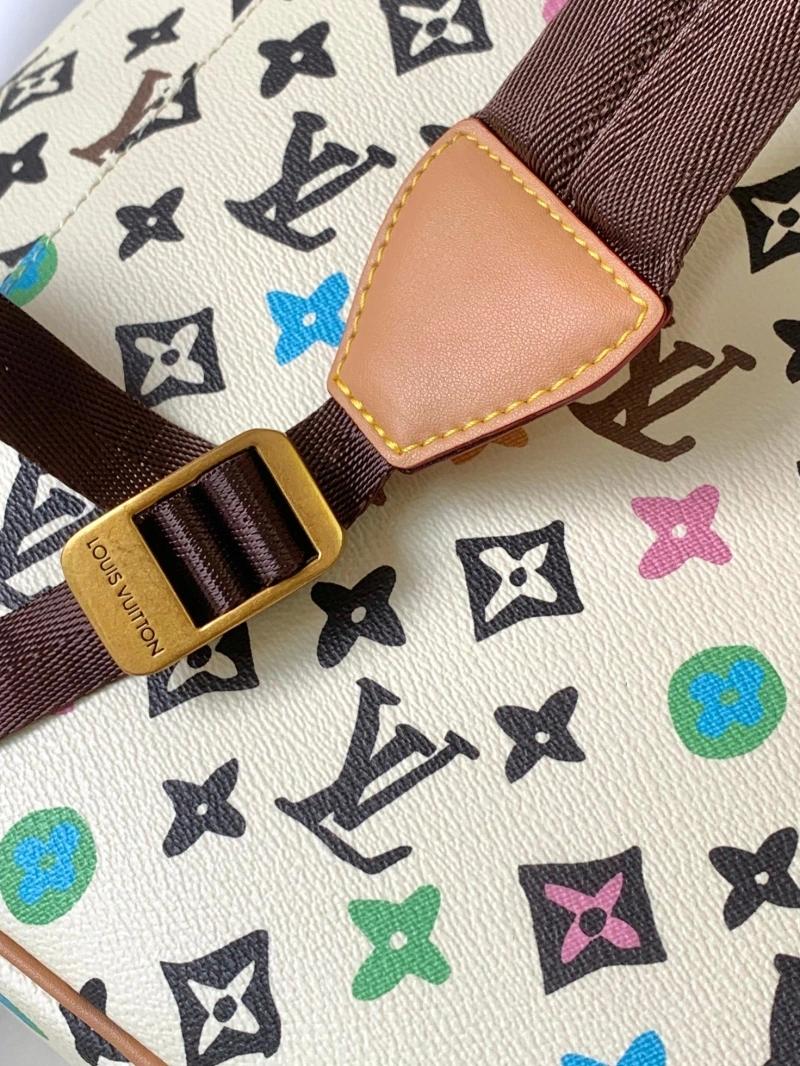 LV Backpacks 4056D-0182