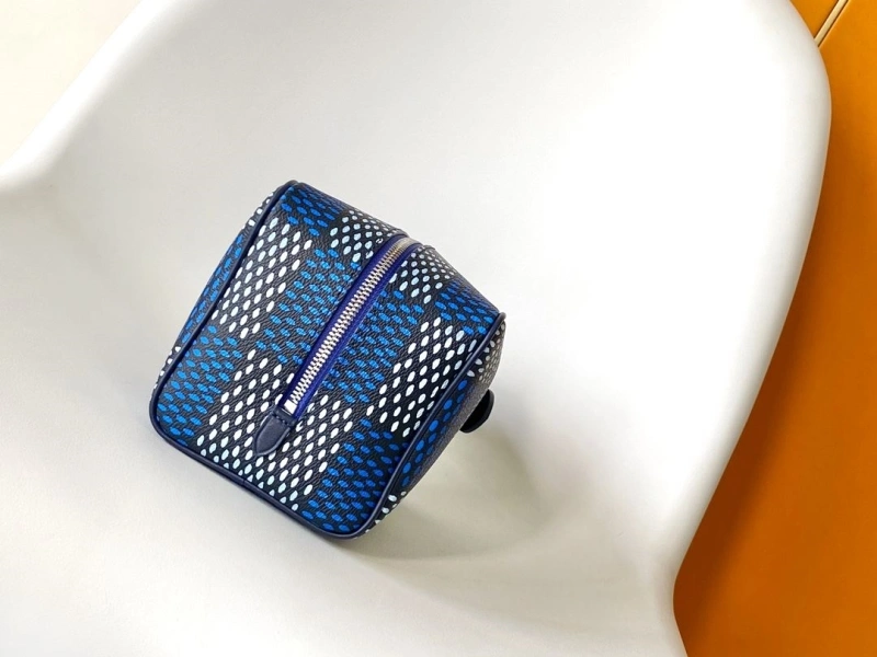 LV Cosmetic Bags 4056F-0129