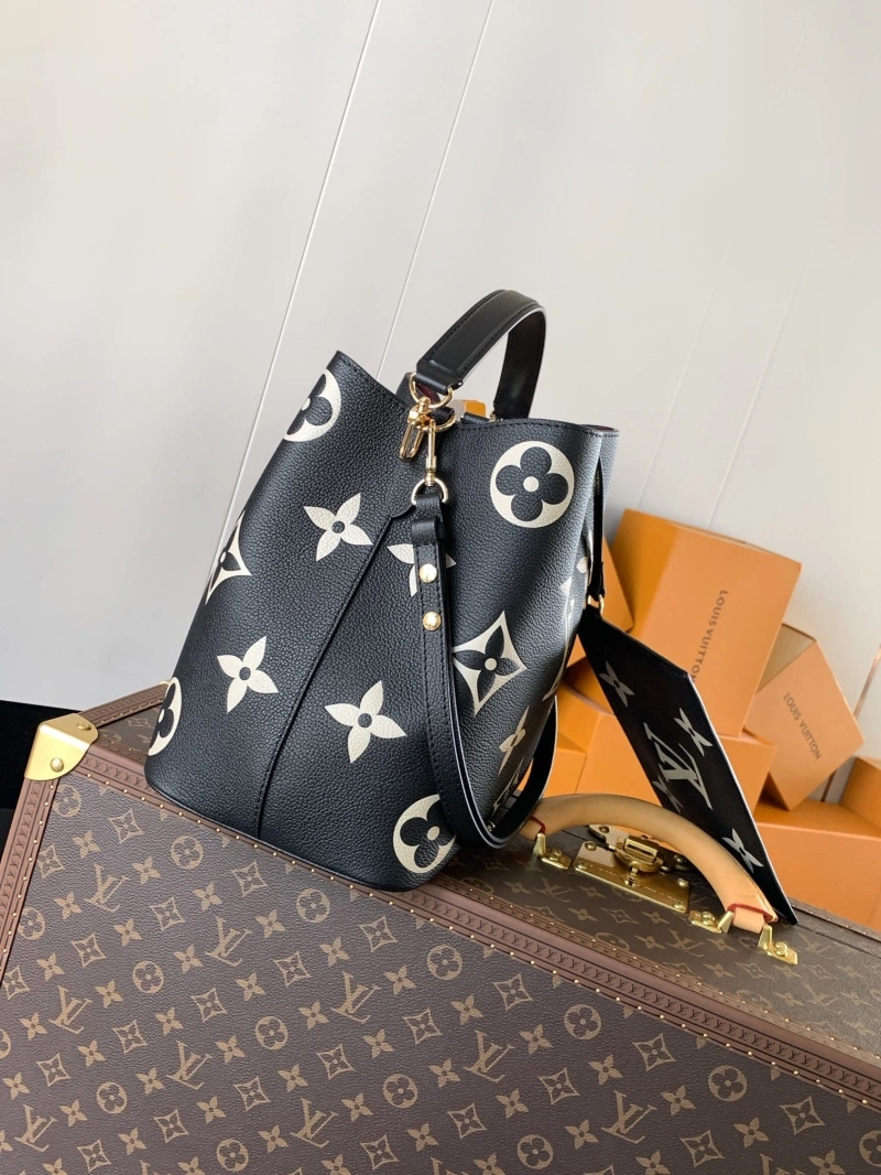LV Bucket Bags 4056F-0645