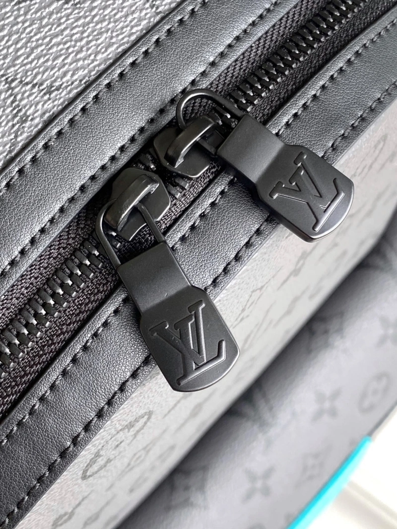 LV Backpacks 4056F-0698