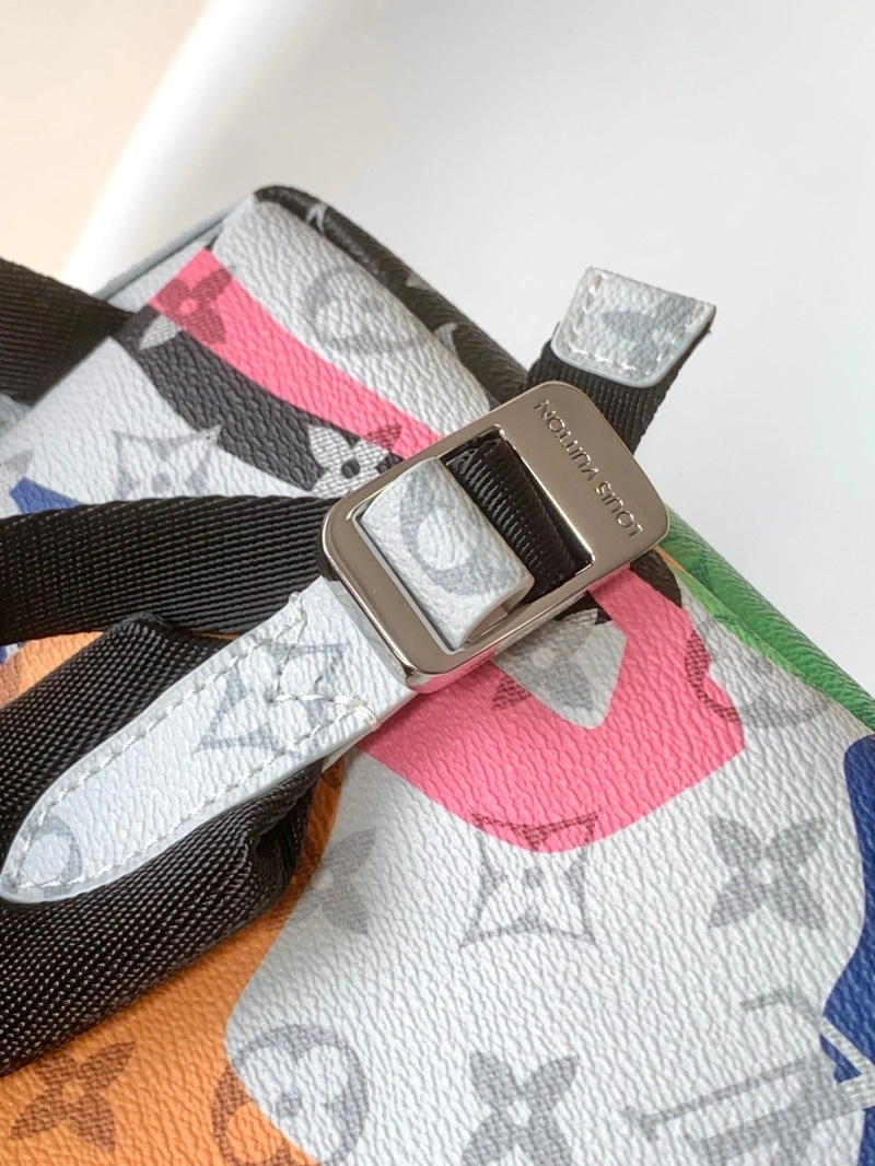 LV Backpacks 4056F-0740