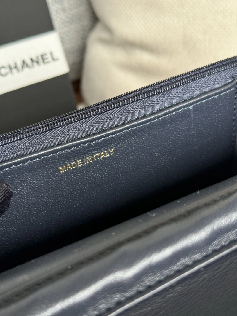 Ch**el wallets 4081-0154