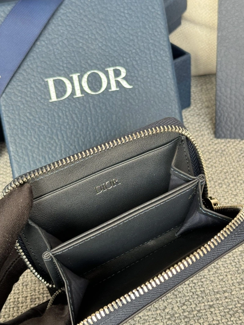 D10r wallets 4081-0589
