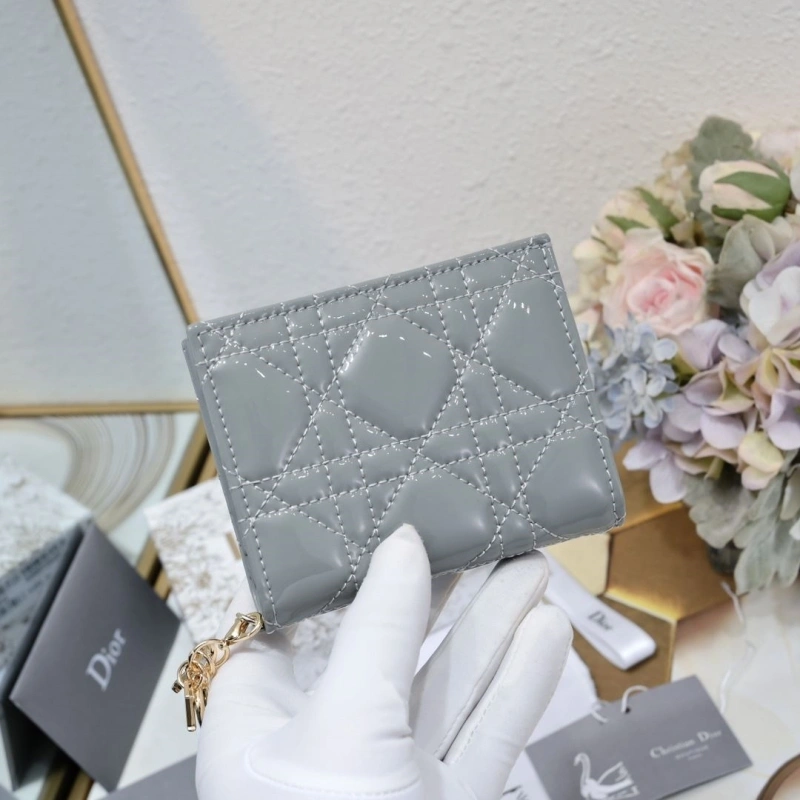 D10r wallet 4081b-2108