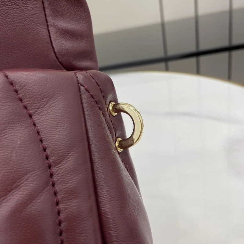 Gvc*1 top handle bags 4094b-0059