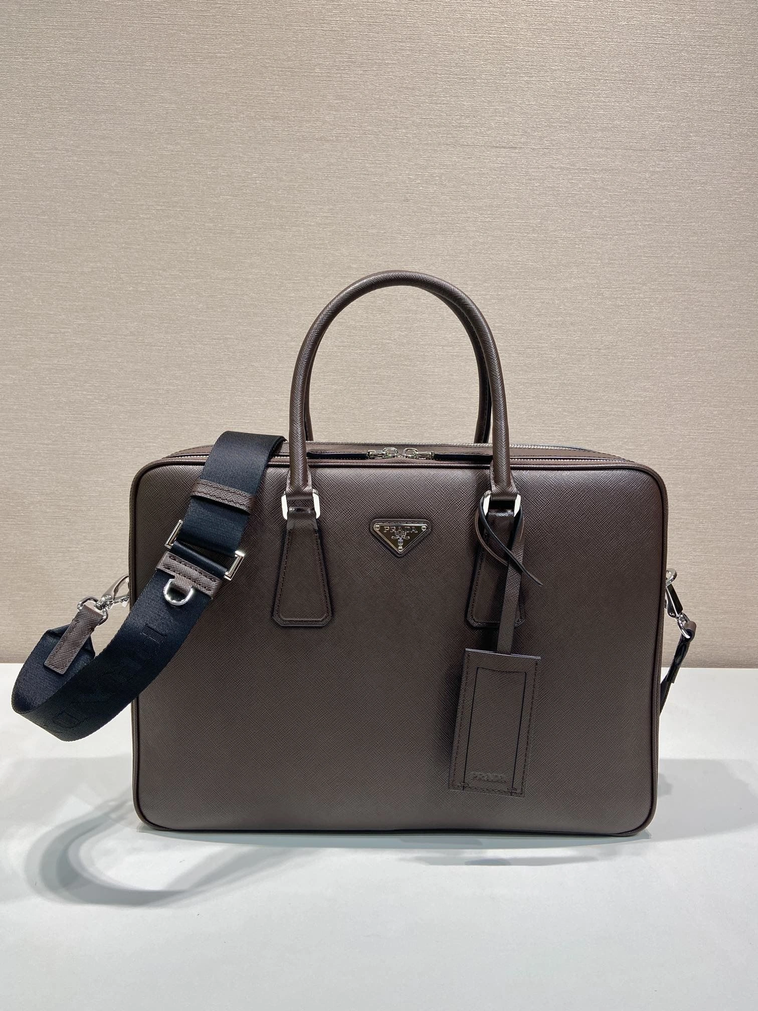 Pra*a briefcase 4099a-0682
