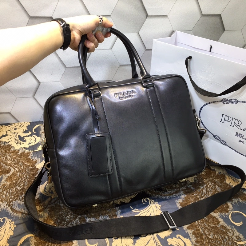 Pra*a briefcase 4099f-0127