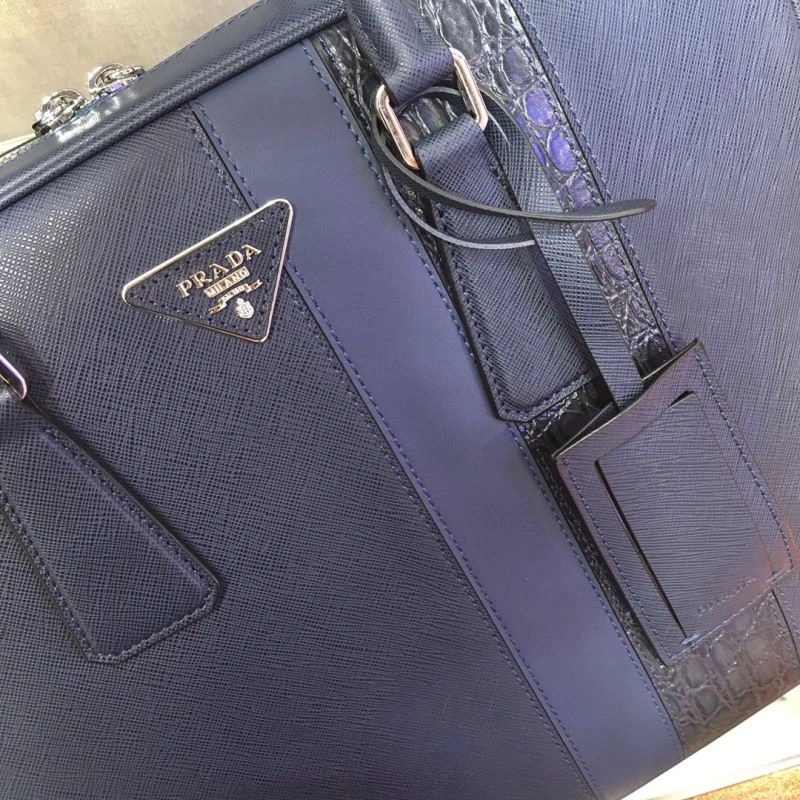 Pra*a briefcase 4099g-0047