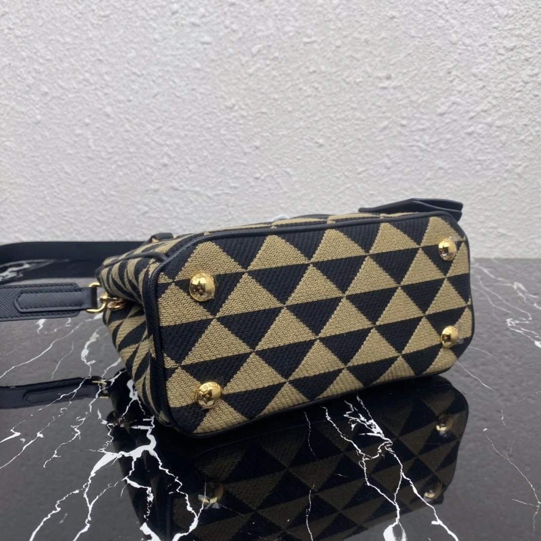 Pra*a top handle bags 4135d-0068
