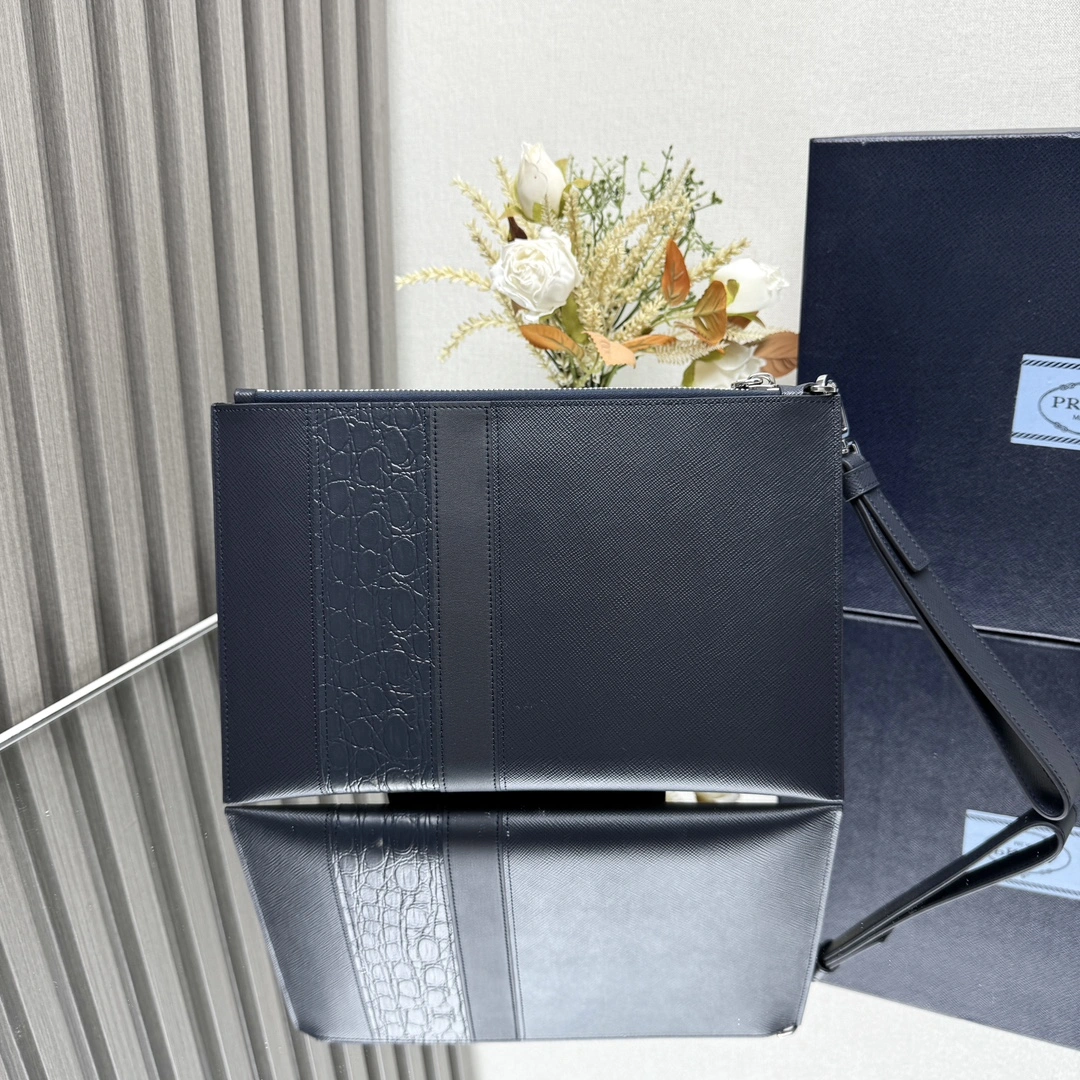 Pra*a clutch bags 4135d-0090