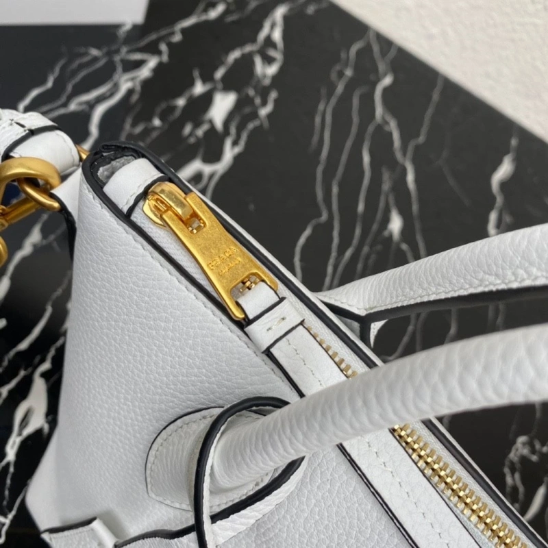 Pra*a shopping bags 4135f-0208