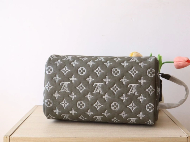 LV Cosmetic Bags 4178A-0108
