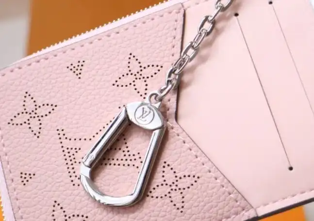 LV Wallets 4178D-0091