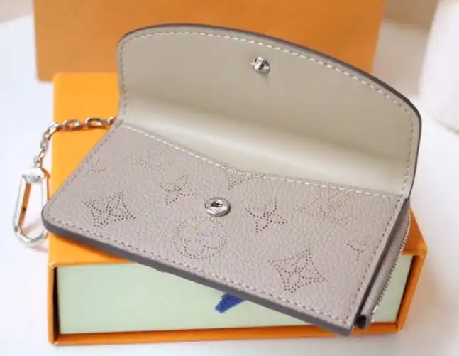 LV Wallets 4178D-0093