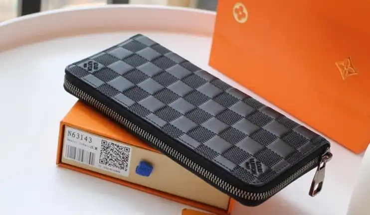 LV Wallets 4178D-0123