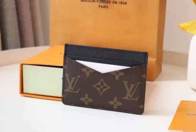 LV Wallets 4178D-0155