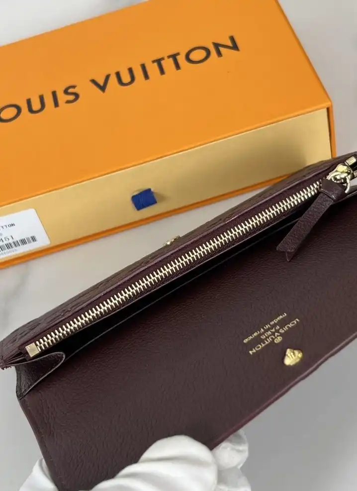 LV Wallets 4178D-0158