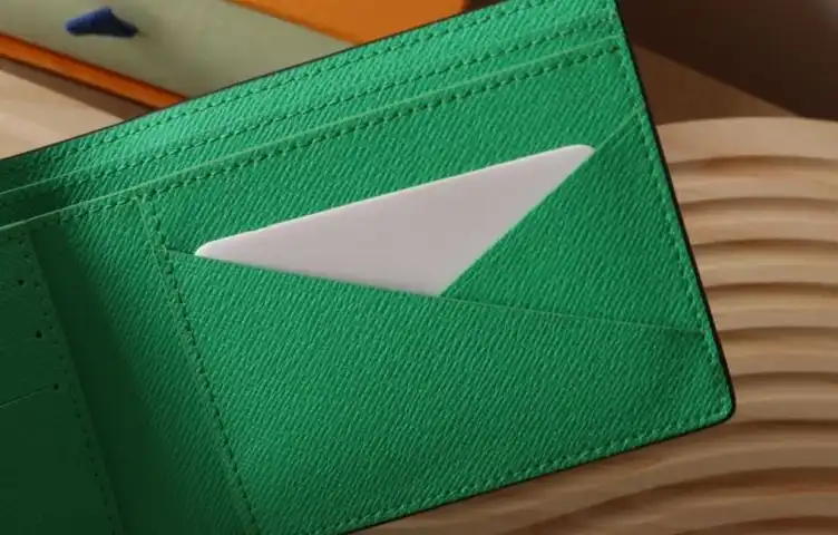 LV Wallets 4178D-0198