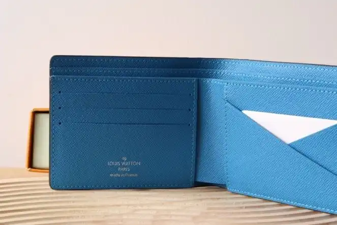LV Wallets 4178D-0199