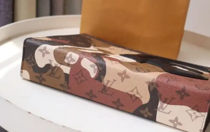 LV Clutch Bags 4178F-0011