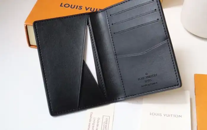 LV Wallets 4178F-0018