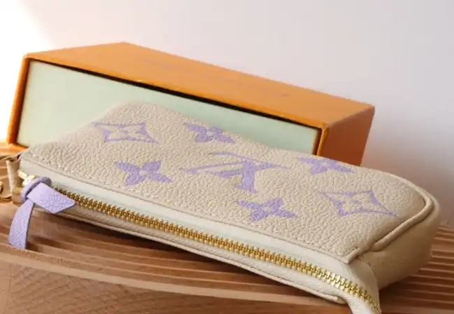 LV Clutch Bags 4178F-0029