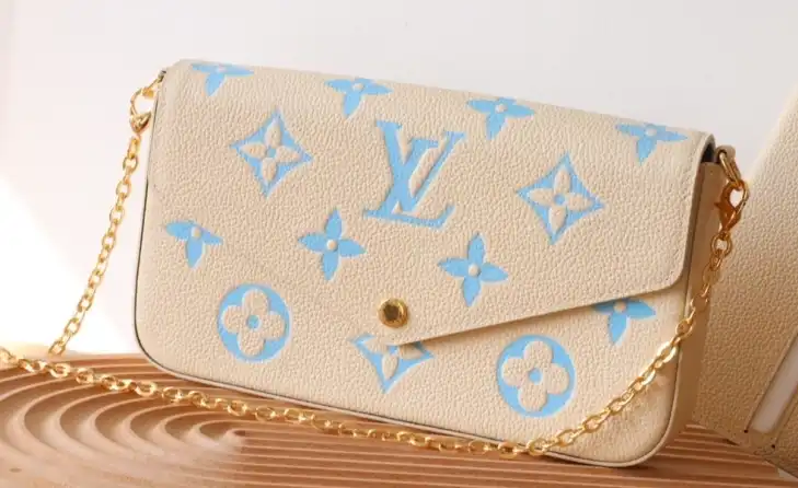 LV Wallets 4178F-0033