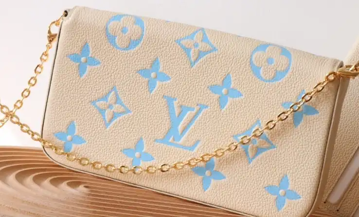 LV Wallets 4178F-0033