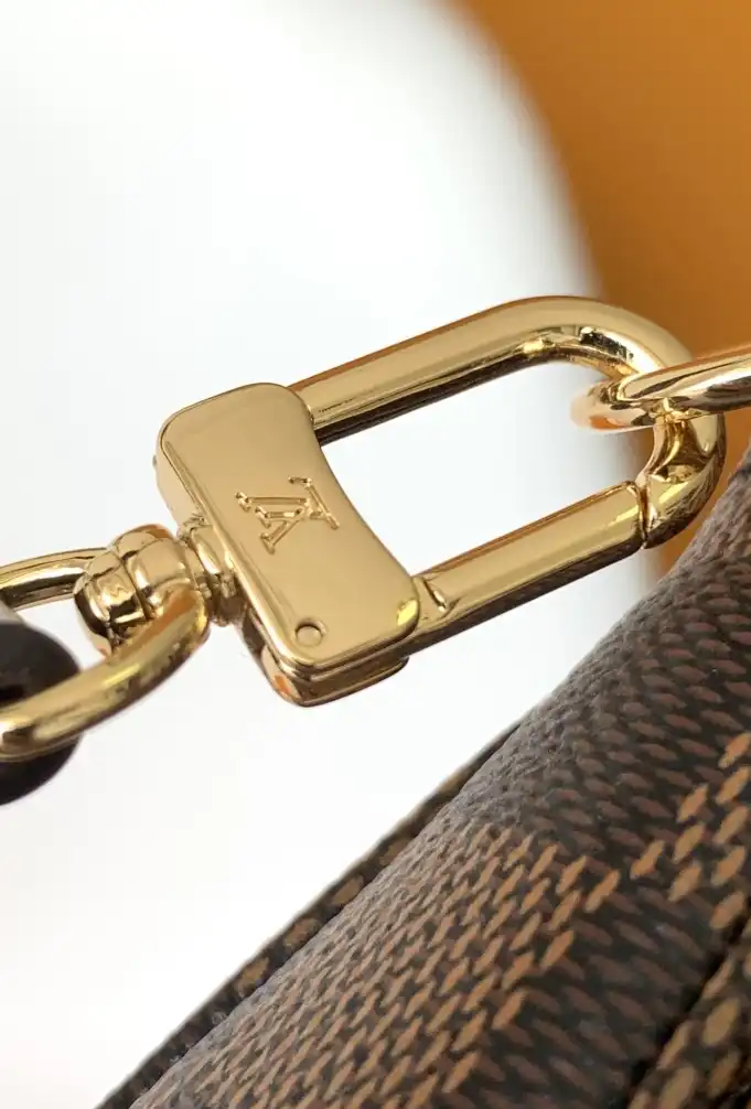 LV Clutch Bags 4178F-0072