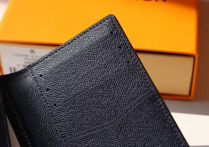 LV Wallets 4178F-0084