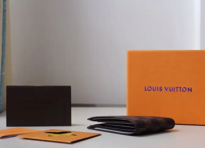 LV Wallets 4178F-0091