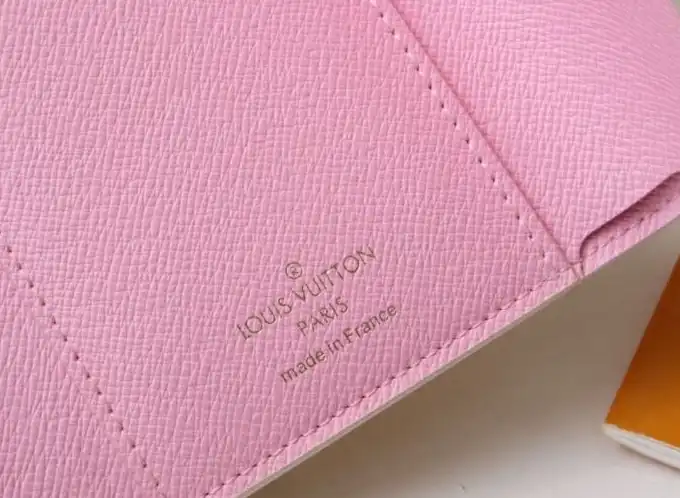 LV Wallets 4178G-0044